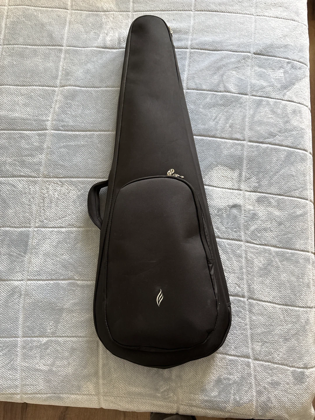 Enya Electric Guitar w/ Case - photo 3