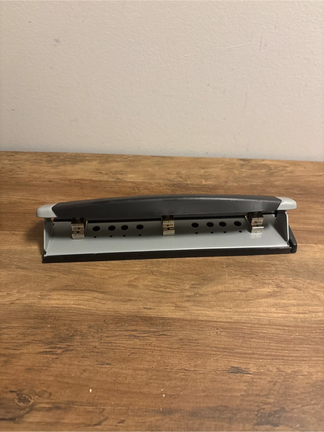 Swingline 9-Hole Punch and a desk stapler - photo 3