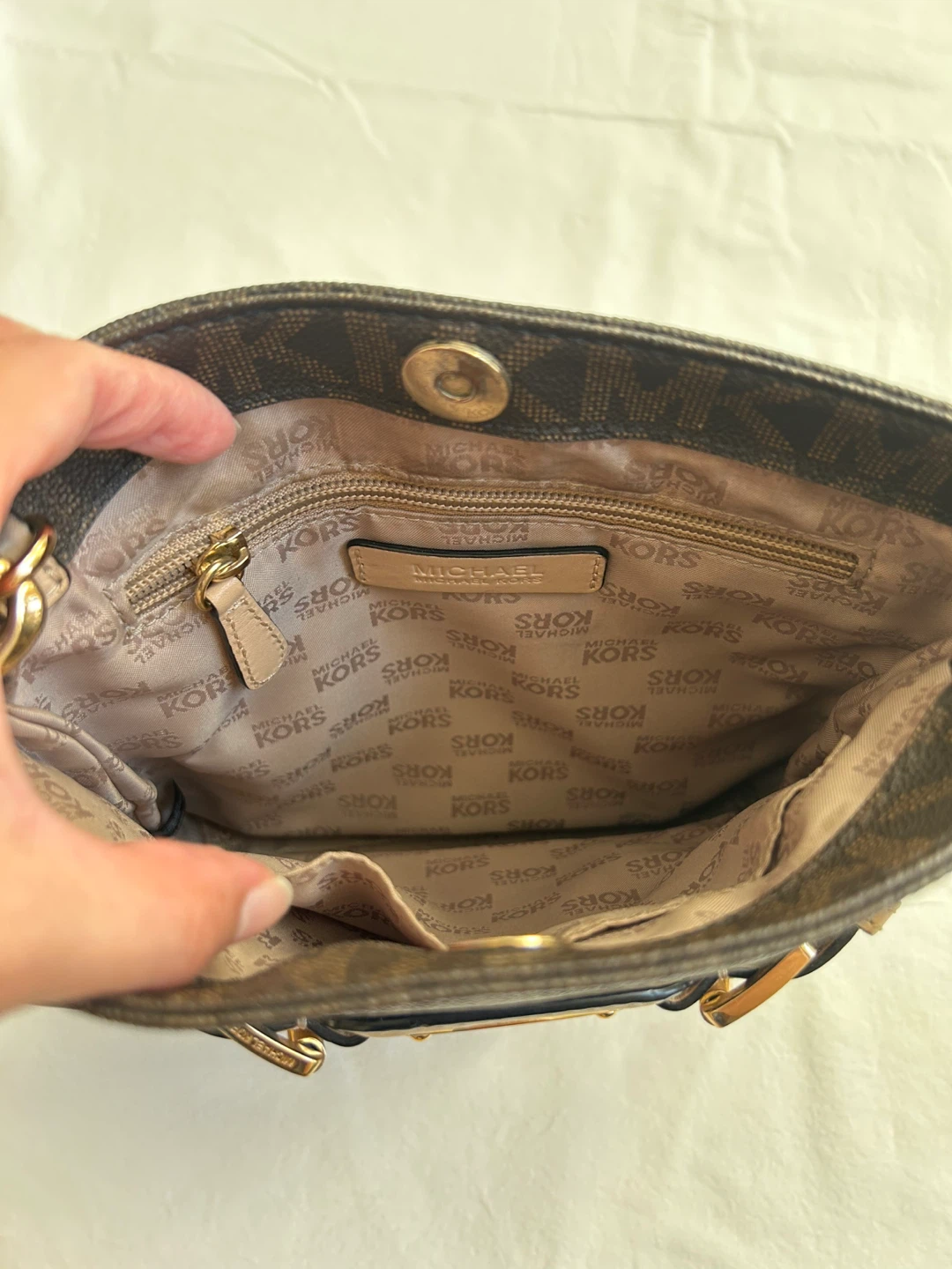 Michael Kors Crossbody Bag - photo 4