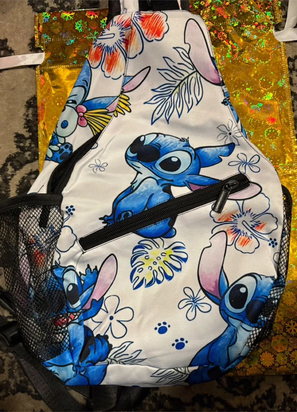 Disney Stitch Sling Cross body Bag image indicator(7)