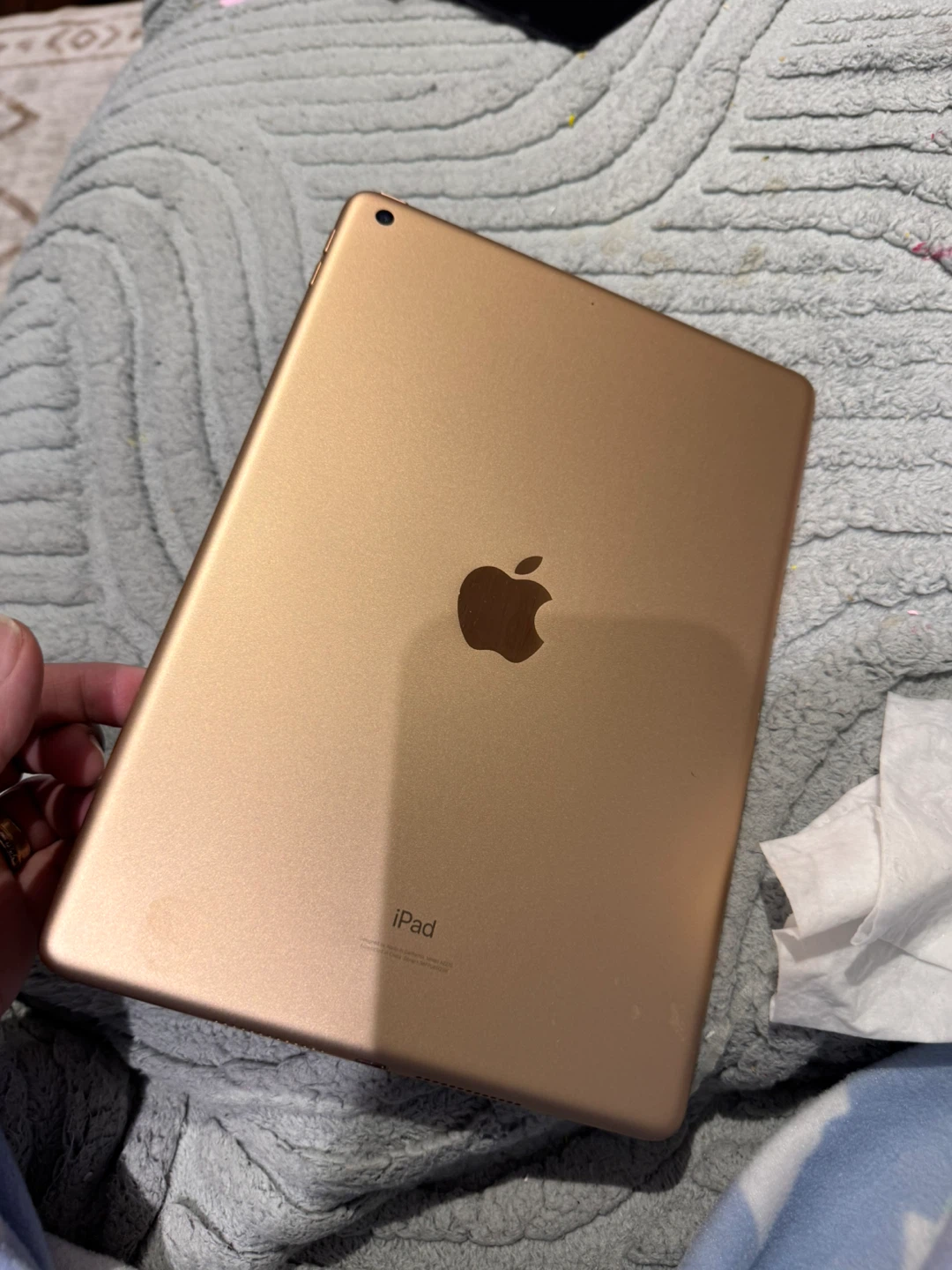 Apple iPad 8th Generation - 32GB - Gold - photo 2