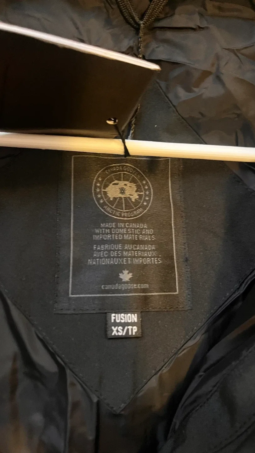 Canada Goose Fusion XS/TP Black Jacket image indicator(3)