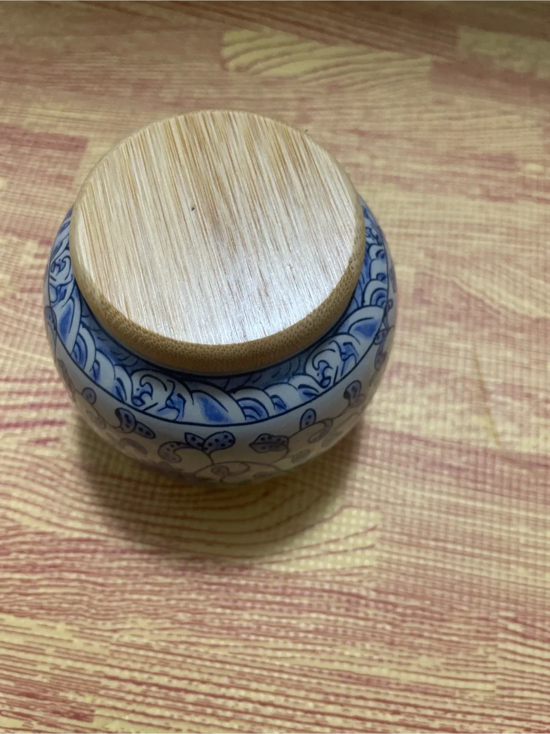 Blue & White smallCeramic Jar with Wooden Lid image indicator(4)