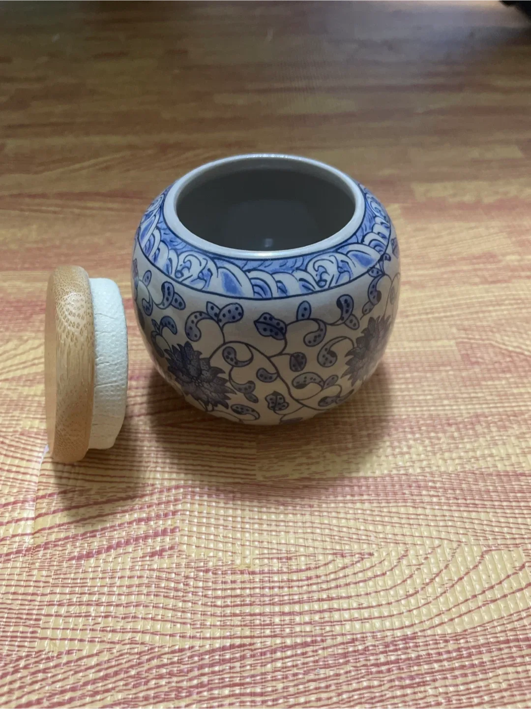 Blue & White smallCeramic Jar with Wooden Lid image indicator(2)