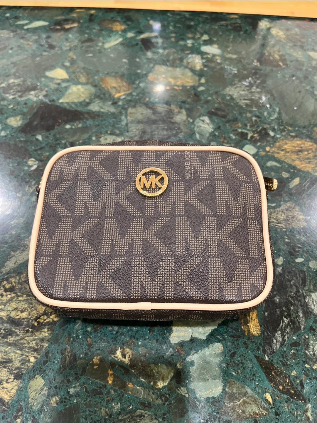 Michael Kors Crossbody Bag