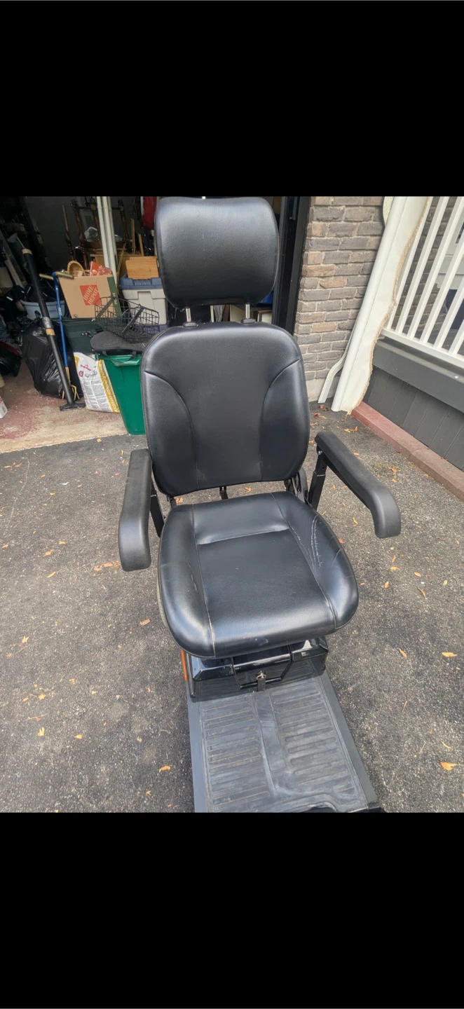 Fortress Mobility Scooter - photo 3