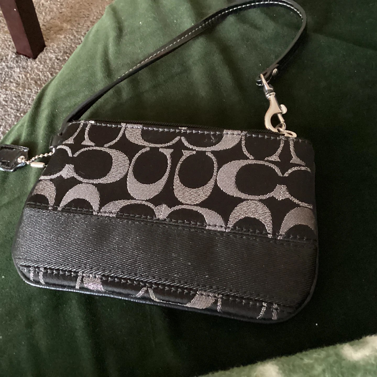 Coach Black Patterned Handbag - photo 2