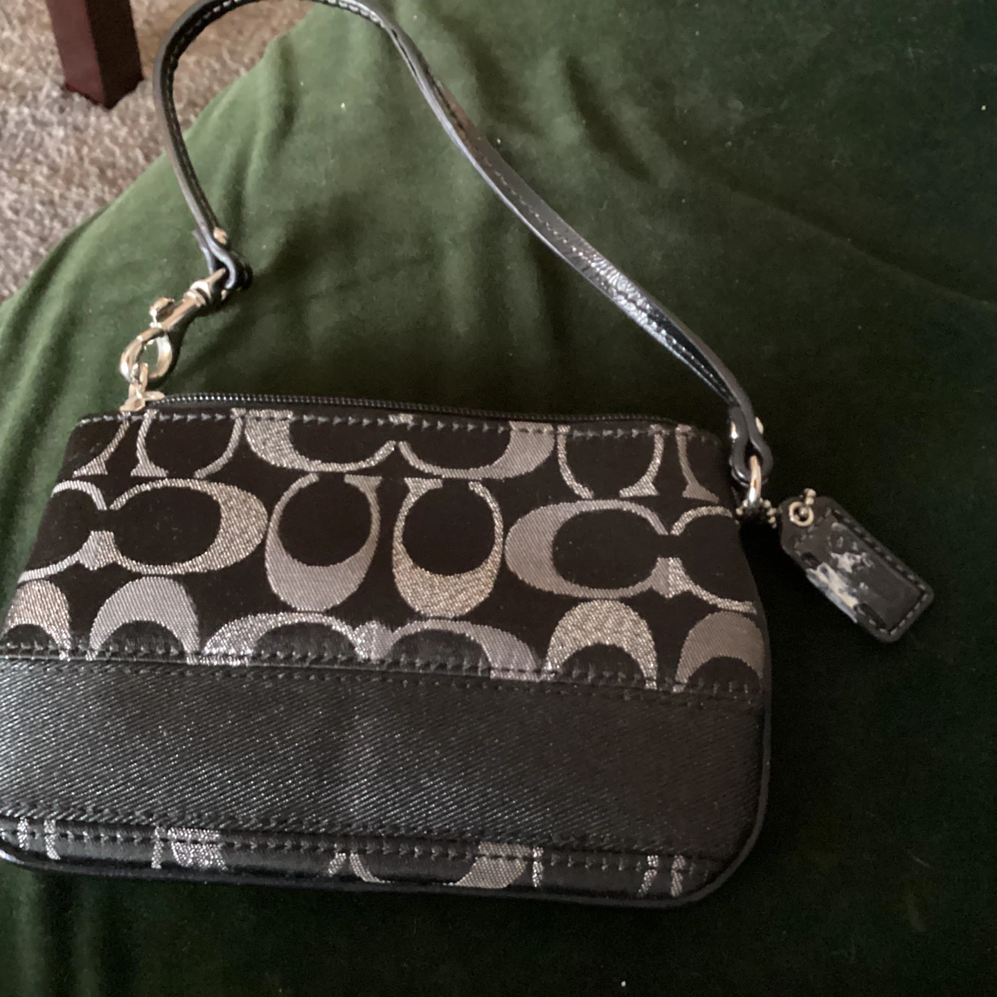 Coach Black Patterned Handbag - photo 3