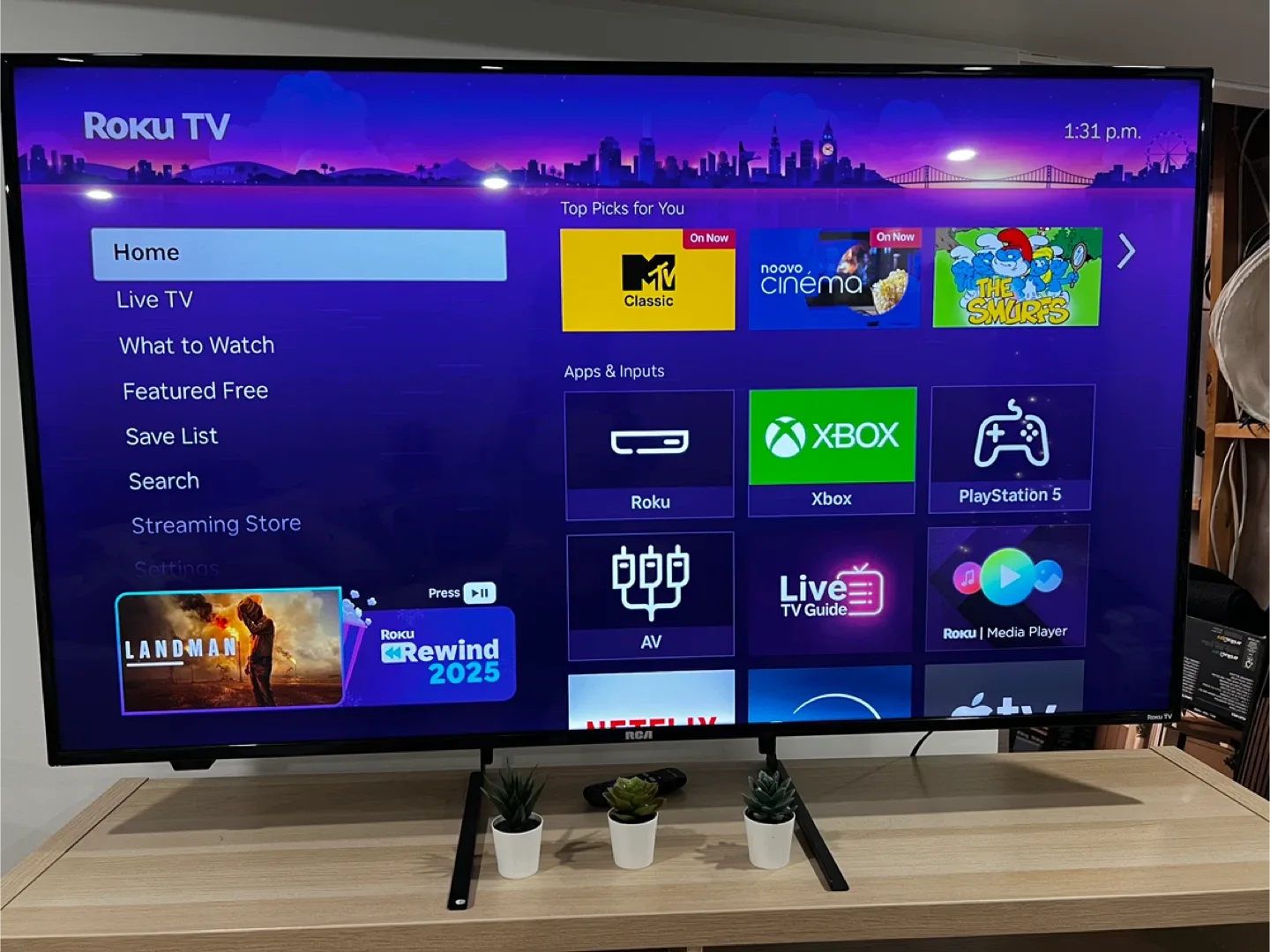 RCA Roku TV 4K (RTRU5828-CA)
