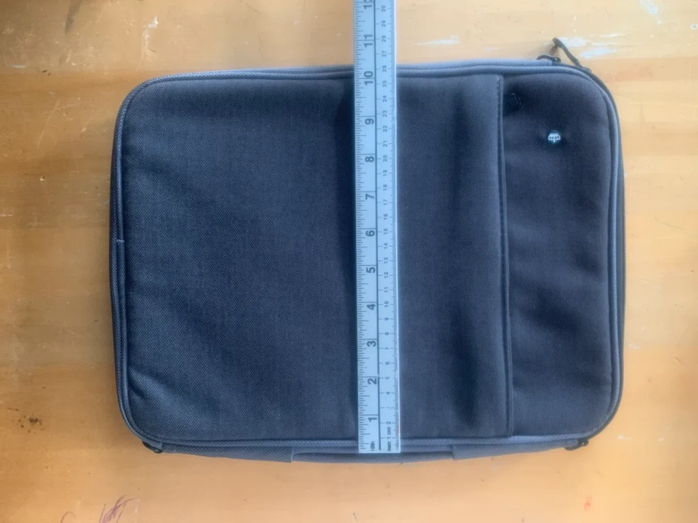 PKG iPad/Tablet Sleeve, Grey, 13” x 10” image indicator(4)