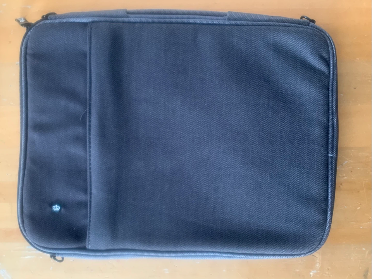 PKG iPad/Tablet Sleeve, Grey, 13” x 10”
