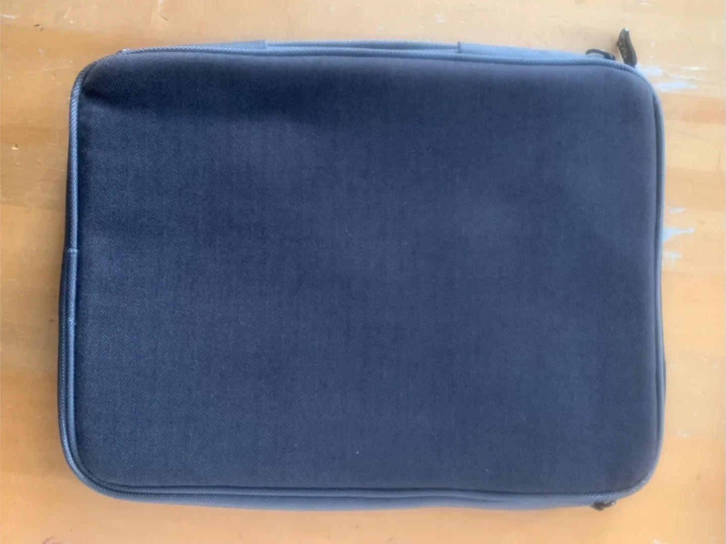 PKG iPad/Tablet Sleeve, Grey, 13” x 10” image indicator(2)