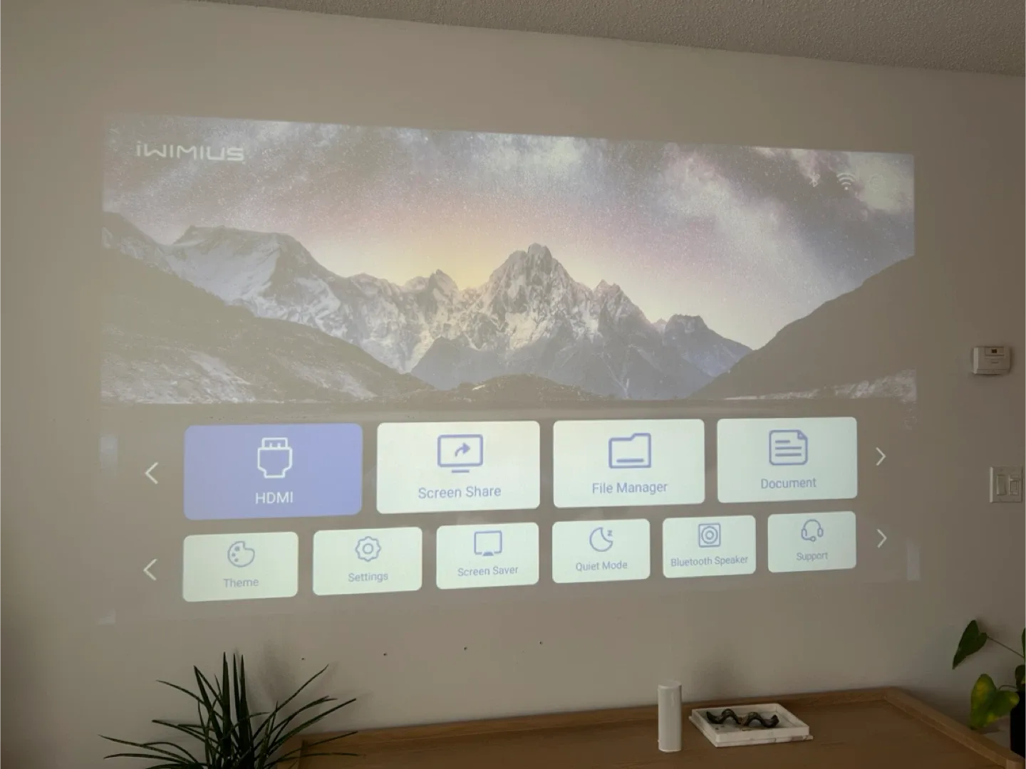 ✨ Pre‑Owned iWIMIUS Smart Projector – Discounted Deal! ✨ image indicator(5)