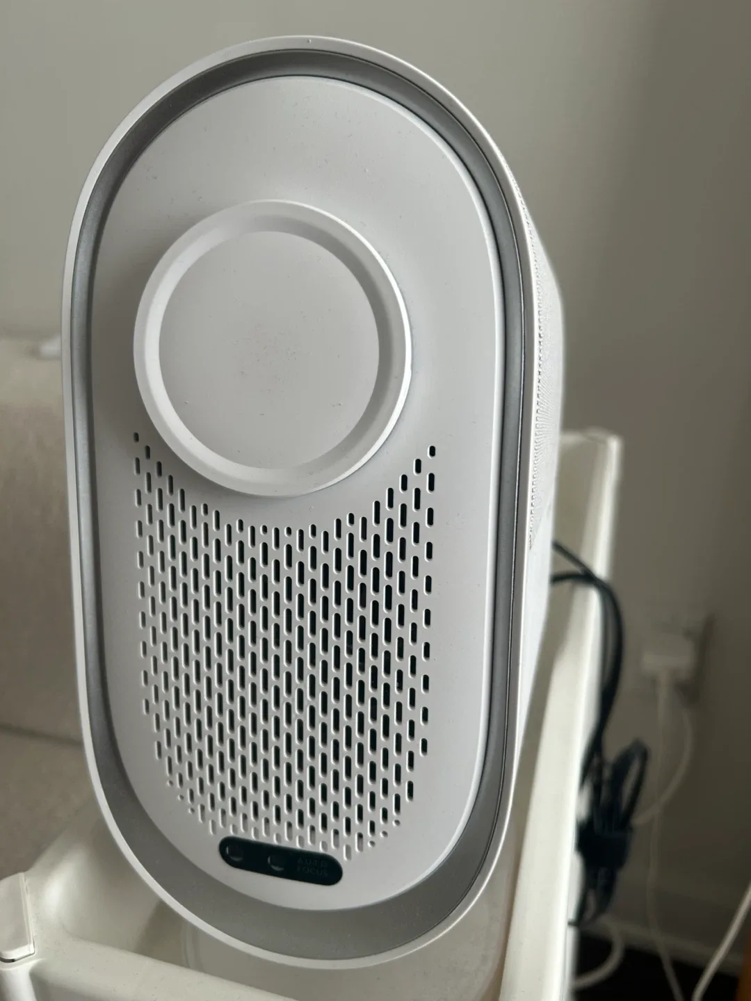 ✨ Pre‑Owned iWIMIUS Smart Projector – Discounted Deal! ✨ image indicator(2)