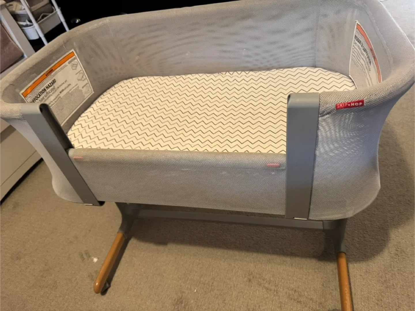 Skip Hop BassiNest Soothing Sleeper image indicator(2)