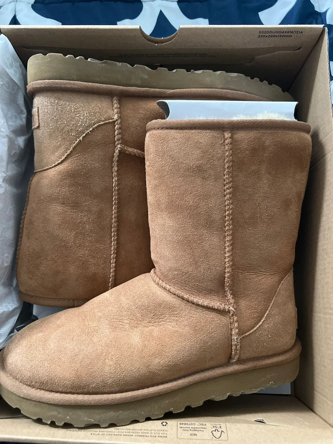 Ugg Classic Short II Boot - Size 7 image indicator(2)