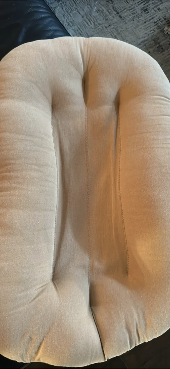 Snuggle me organic lounger