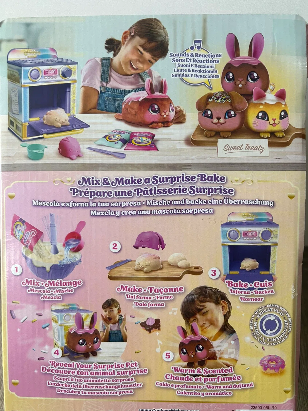 New Cookeez Makery Oven Playset image indicator(5)