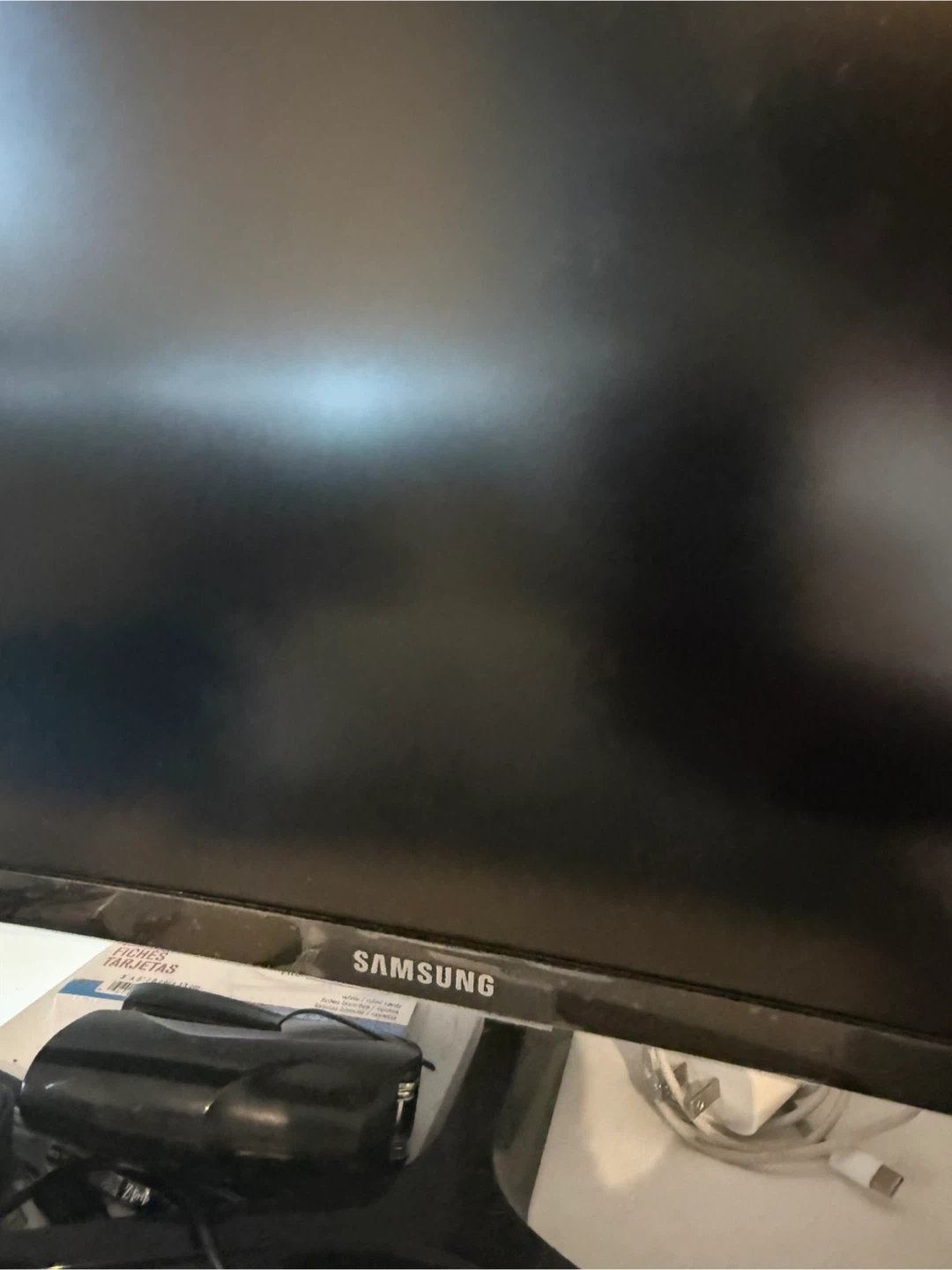 MOVING OUT!!! Samsung 27" Curved LED Monitor - photo 2