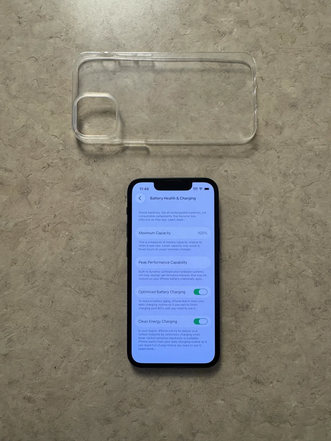 iPhone 13 mini Green 128GB + Case image indicator(4)