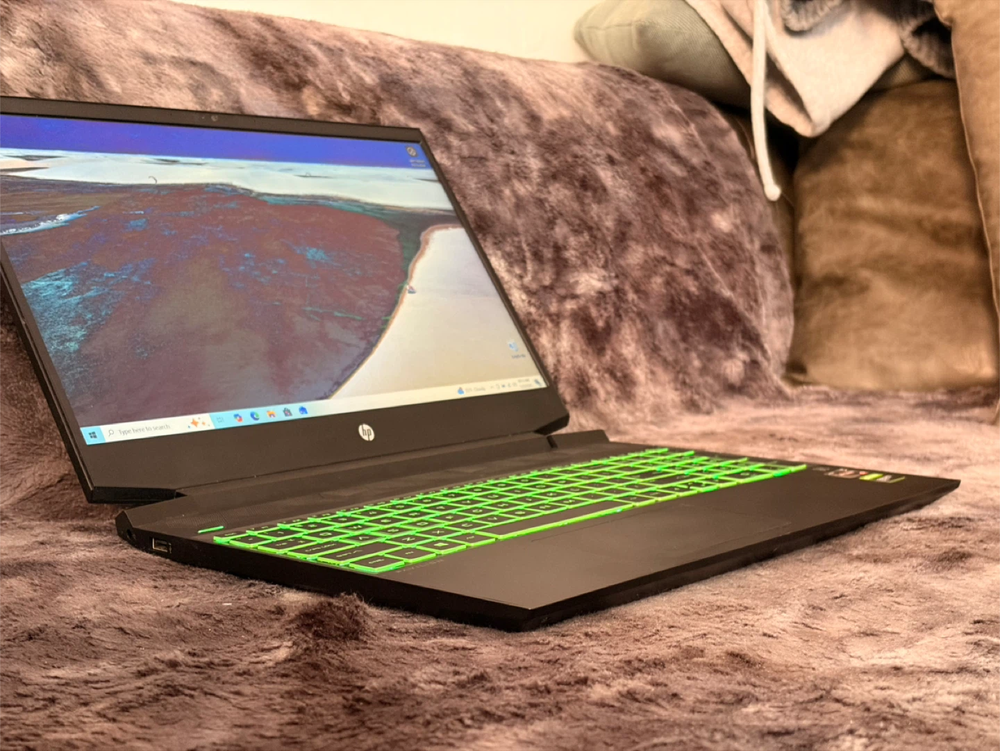 HP Pavilion Gaming Laptop 15 - photo 4