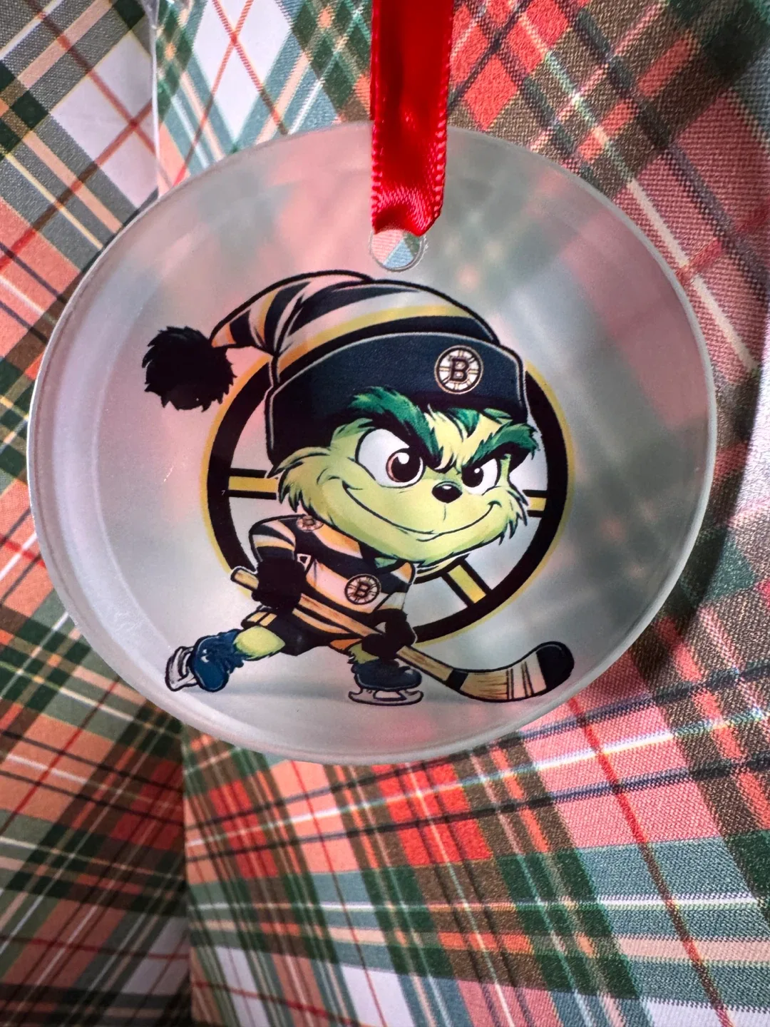NHL Grinch Christmas Ornament image indicator(6)