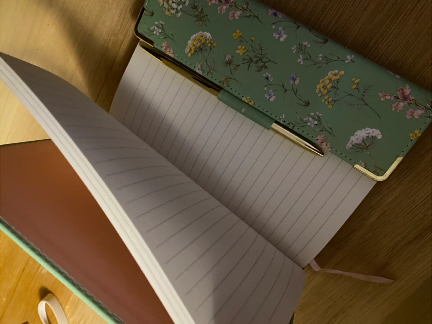 Floral Journal with Pen bible verse - photo 2
