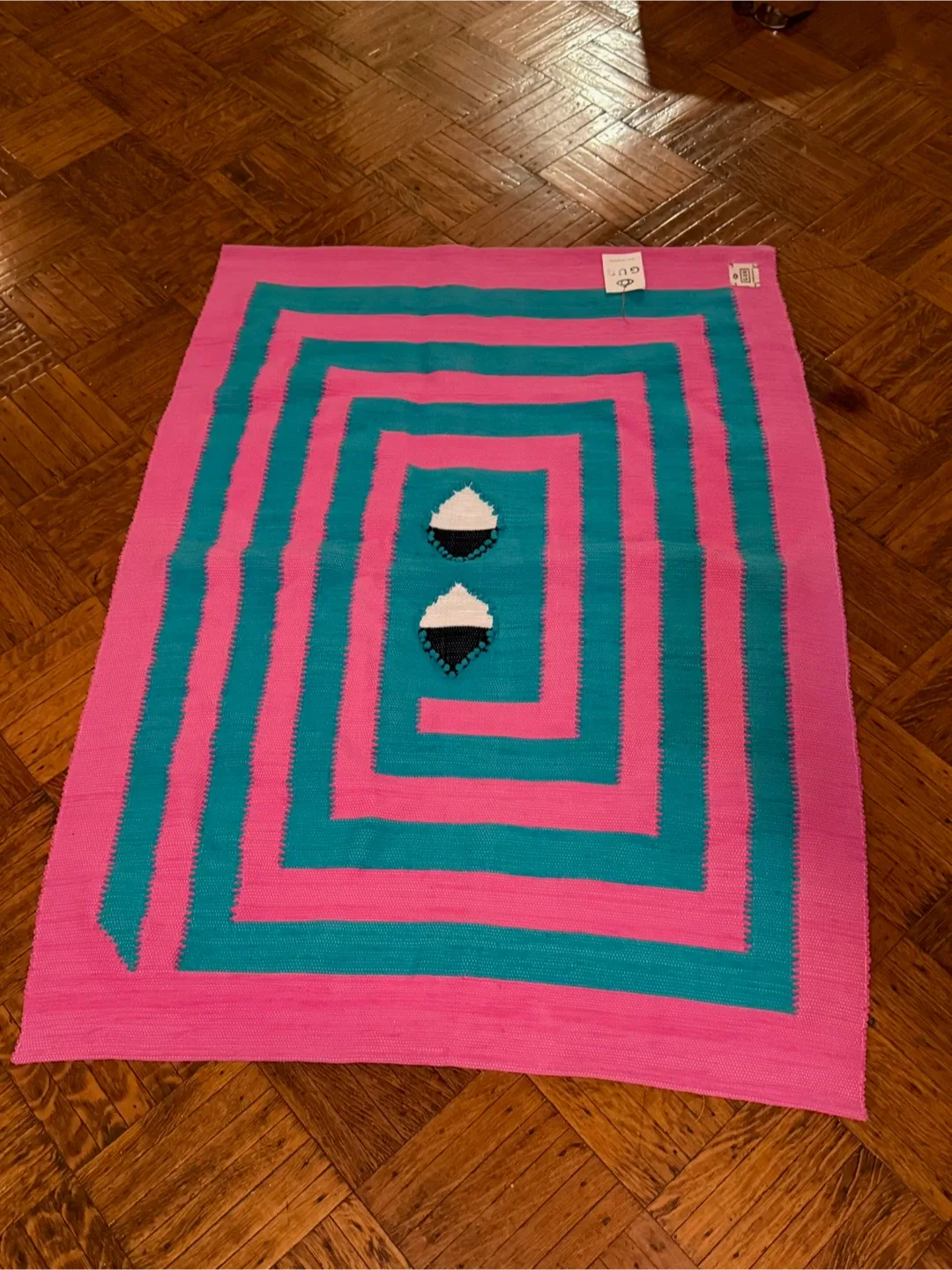 (New with tag) GUR Rug, Pink and Teal image indicator(3)