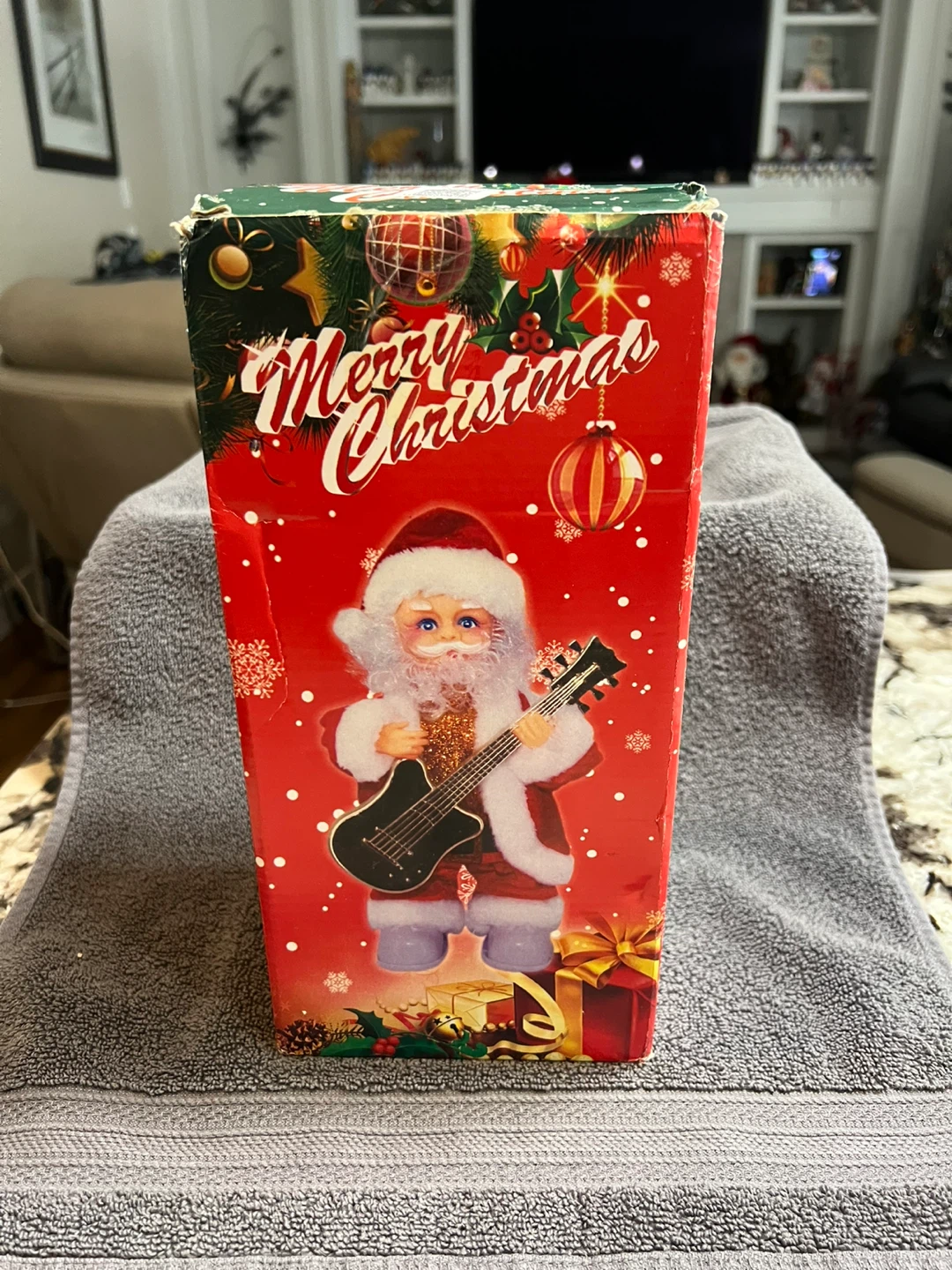 Animated Musical Santa Guitar Player - photo 2