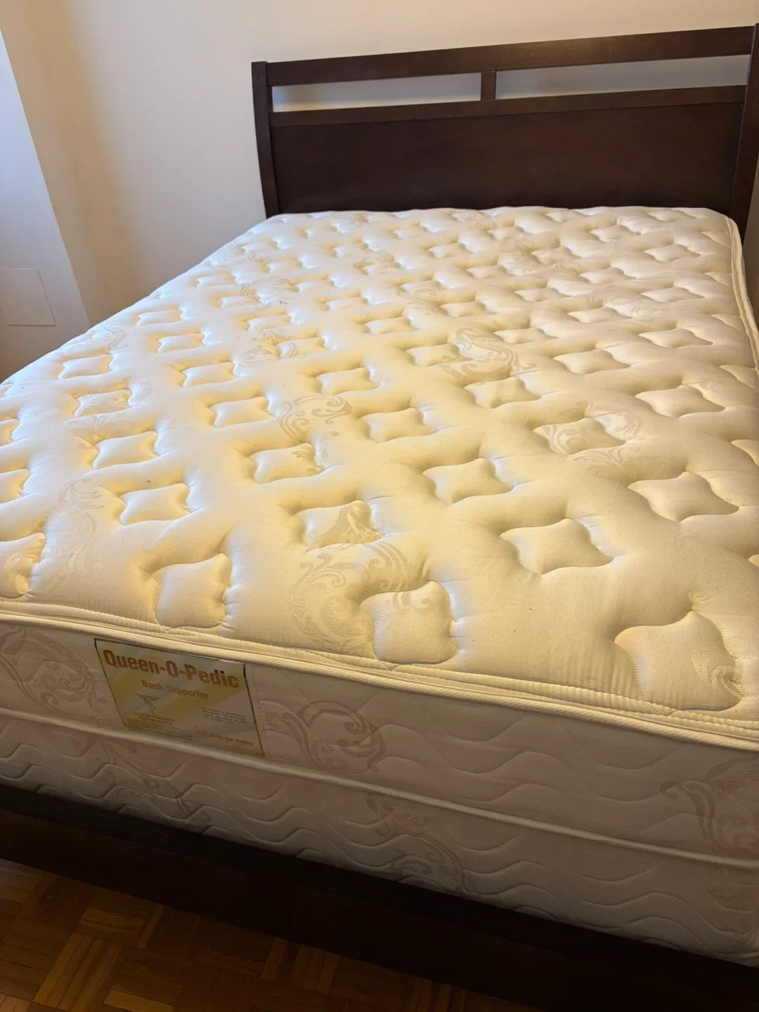 Moving sale! Queen bed and pocket coil mattress image indicator(4)