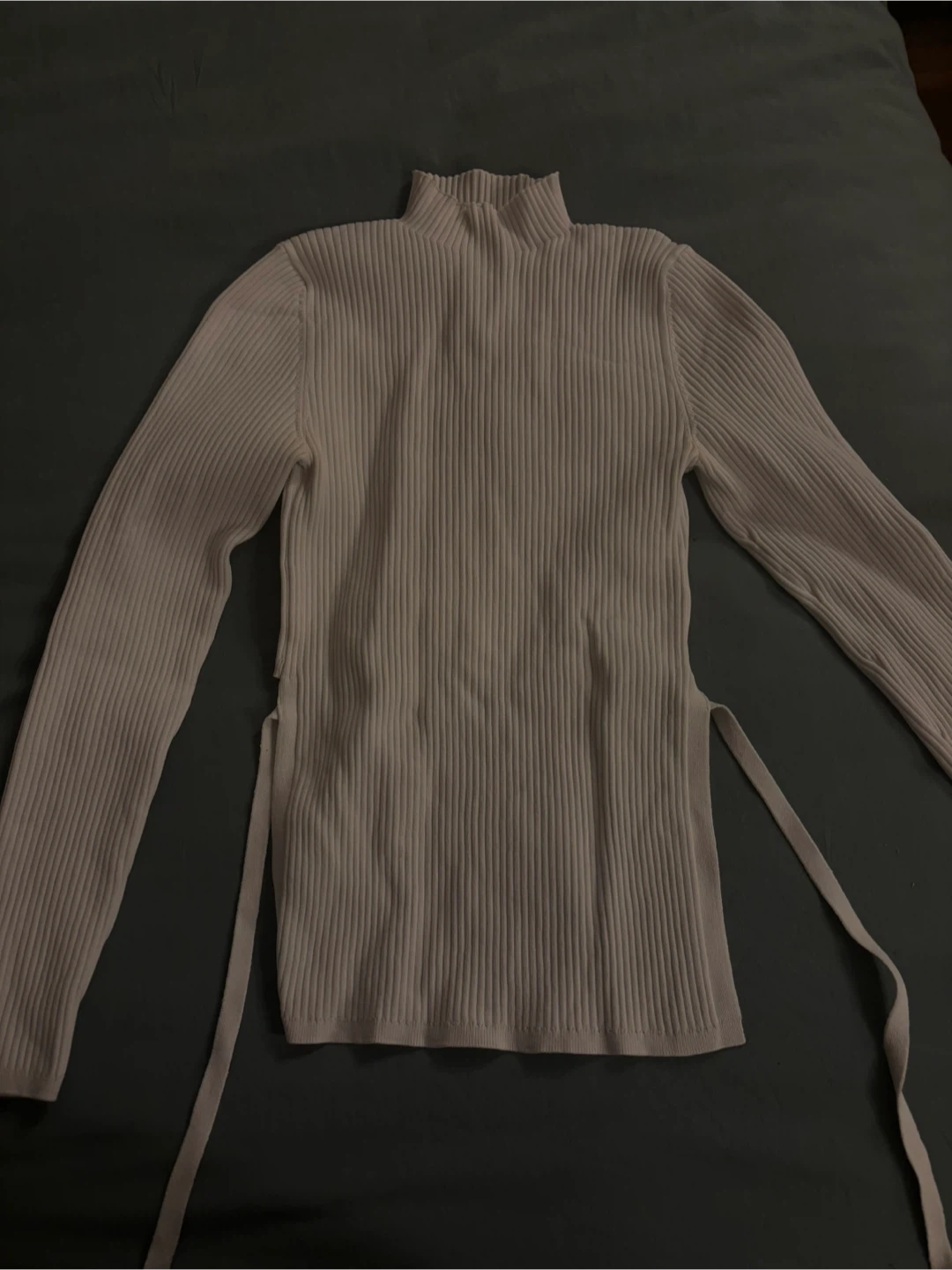 Babaton Contour Tie-Back Longsleeve - Size Small - photo 4