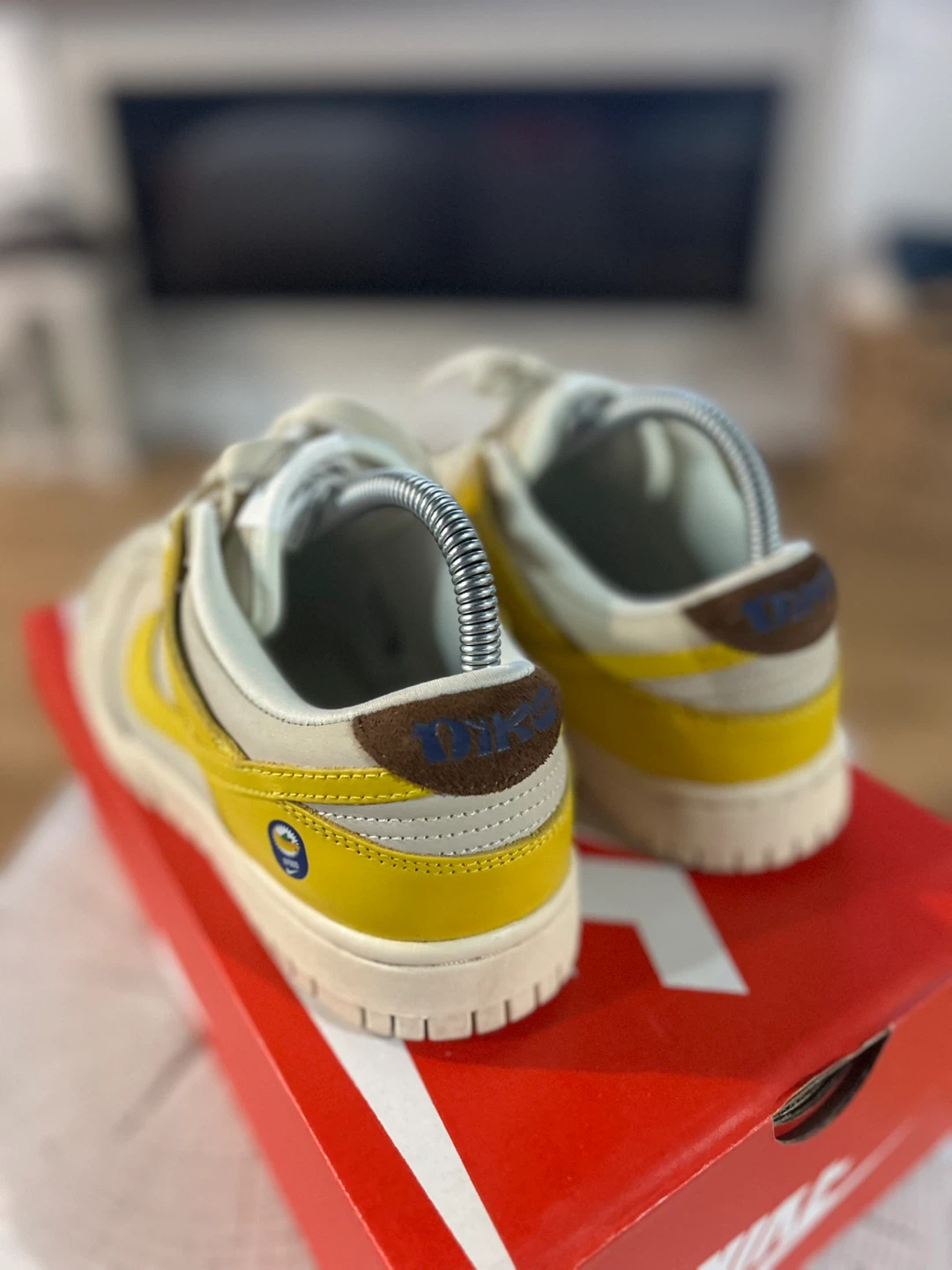 Women’s Nike Dunks W sz 7.5 - photo 5