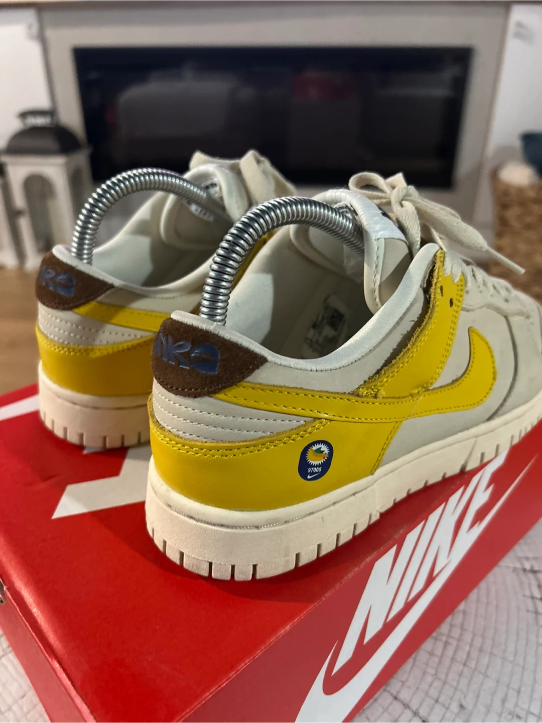 Women’s Nike Dunks W sz 7.5 - photo 4