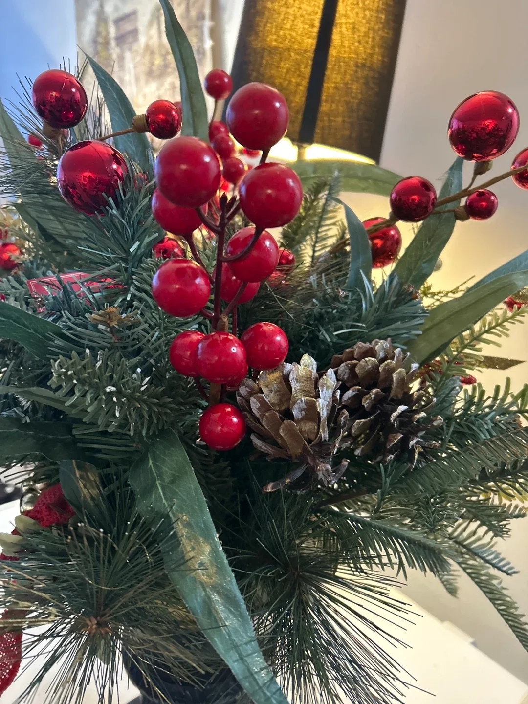 – Stunning Holiday Arrangement in Black Decorative Vase image indicator(5)