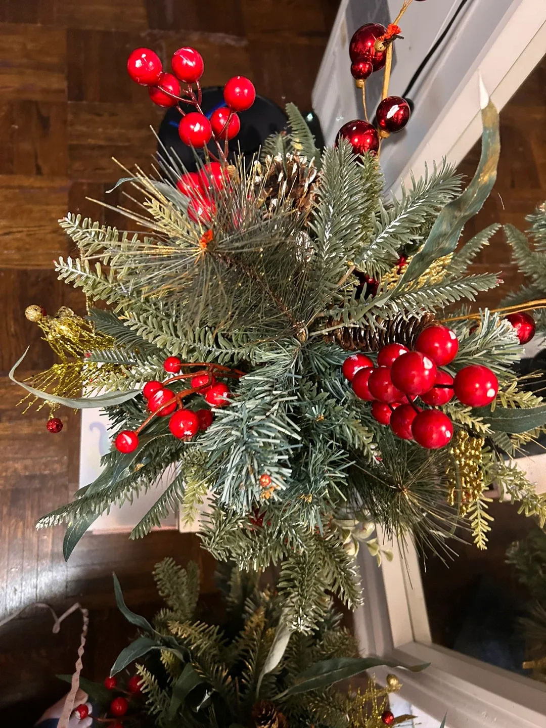 – Stunning Holiday Arrangement in Black Decorative Vase image indicator(7)