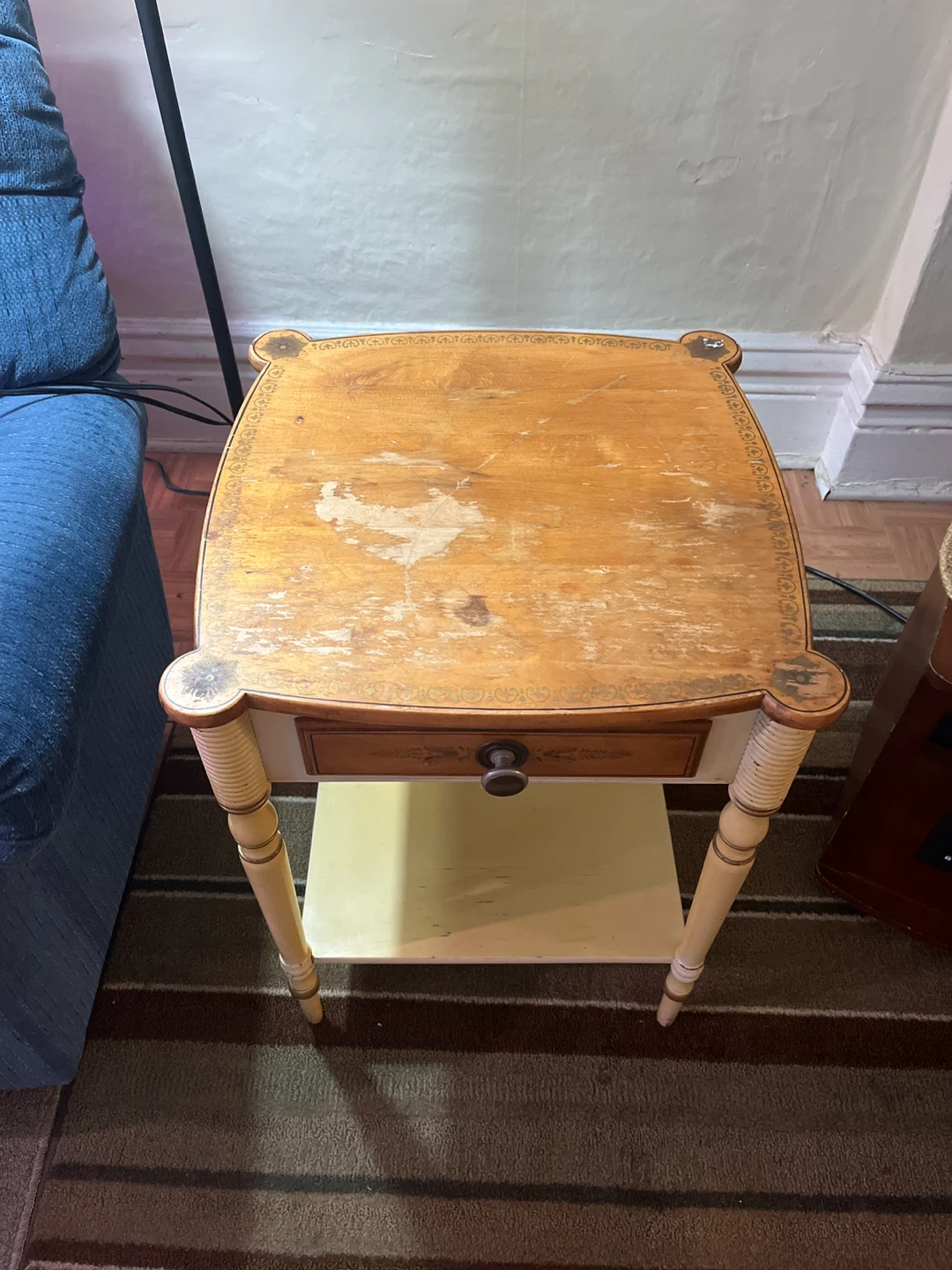 Vintage L. Hitchcock End Table - photo 4