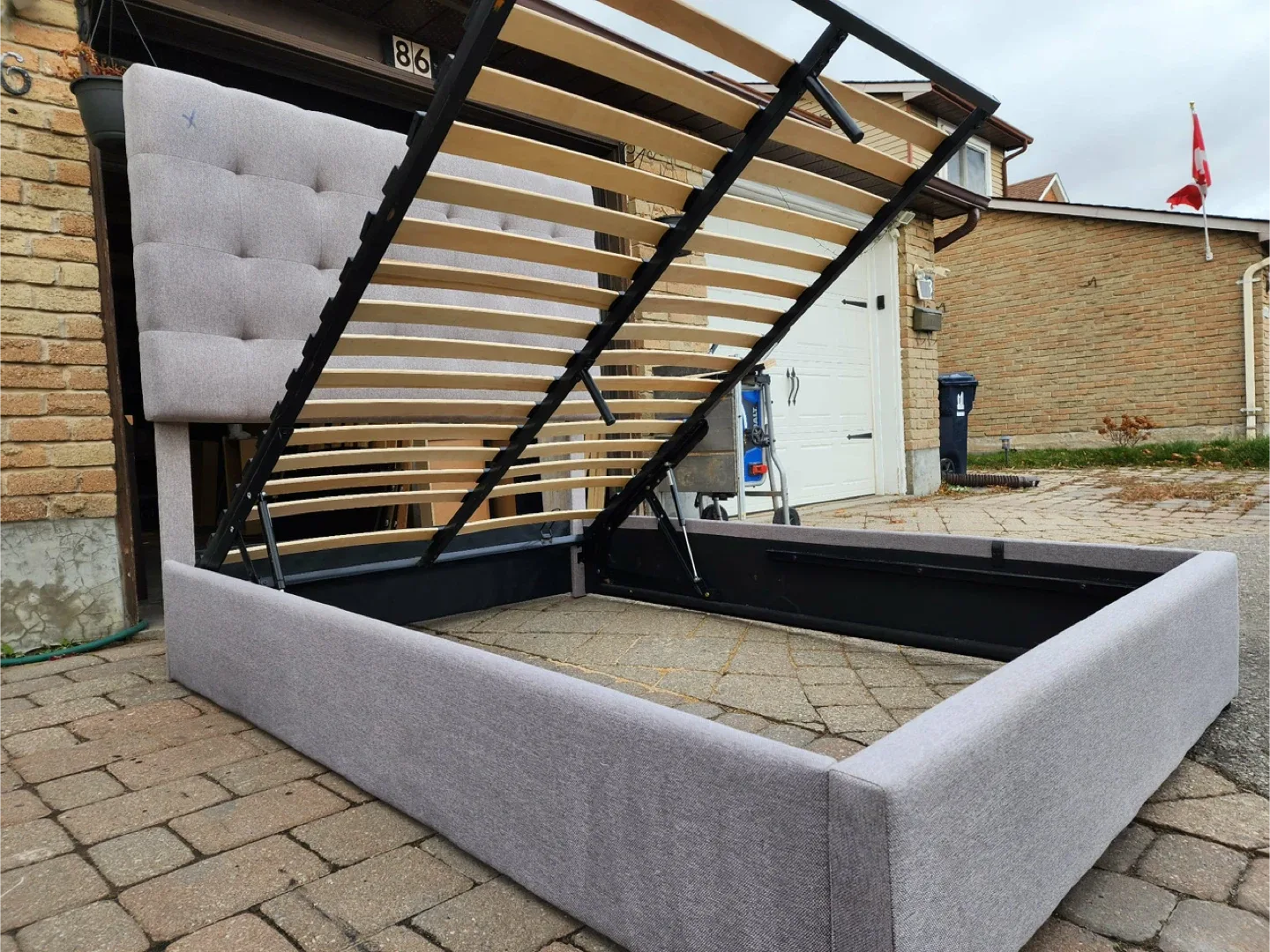 Upholstered Platform Bed Frame - Grey image indicator(6)