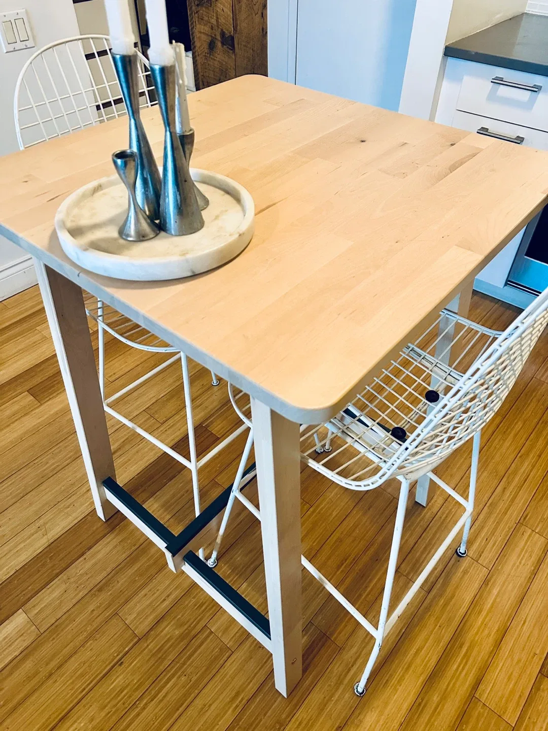 IKEA BAR HEIGHT KITCHEN ISLAND TABLE & VINTAGE BERTOIA STOOLS image indicator(5)