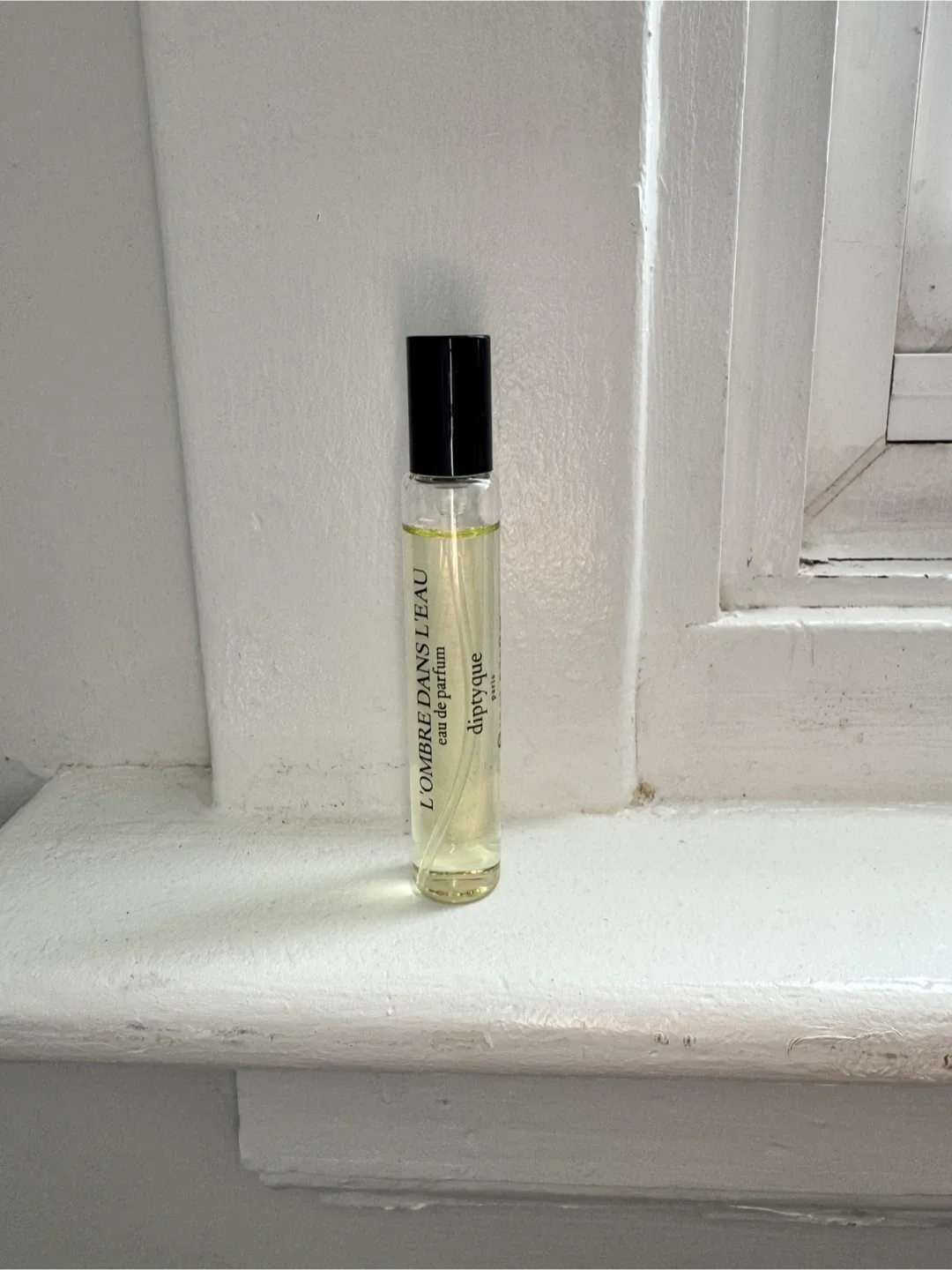 New Diptyque L'Ombre Dans L'Eau Eau de Parfum 10ml image indicator(2)