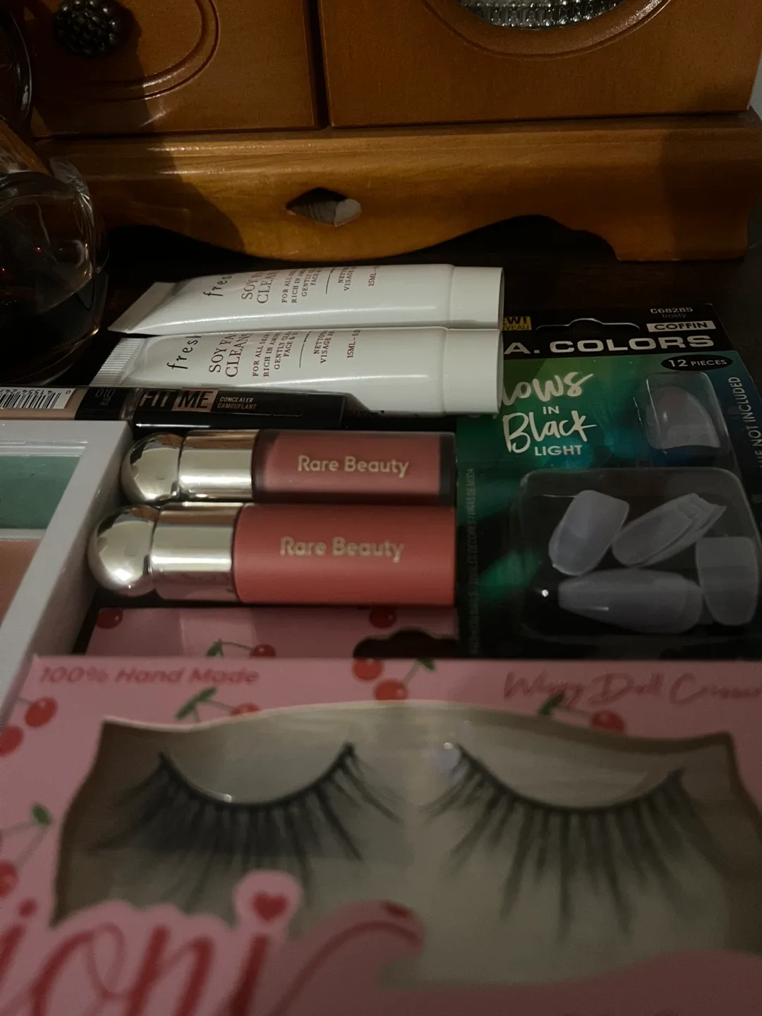 Makeup Bundle - READ DESCRIPTION image indicator(3)