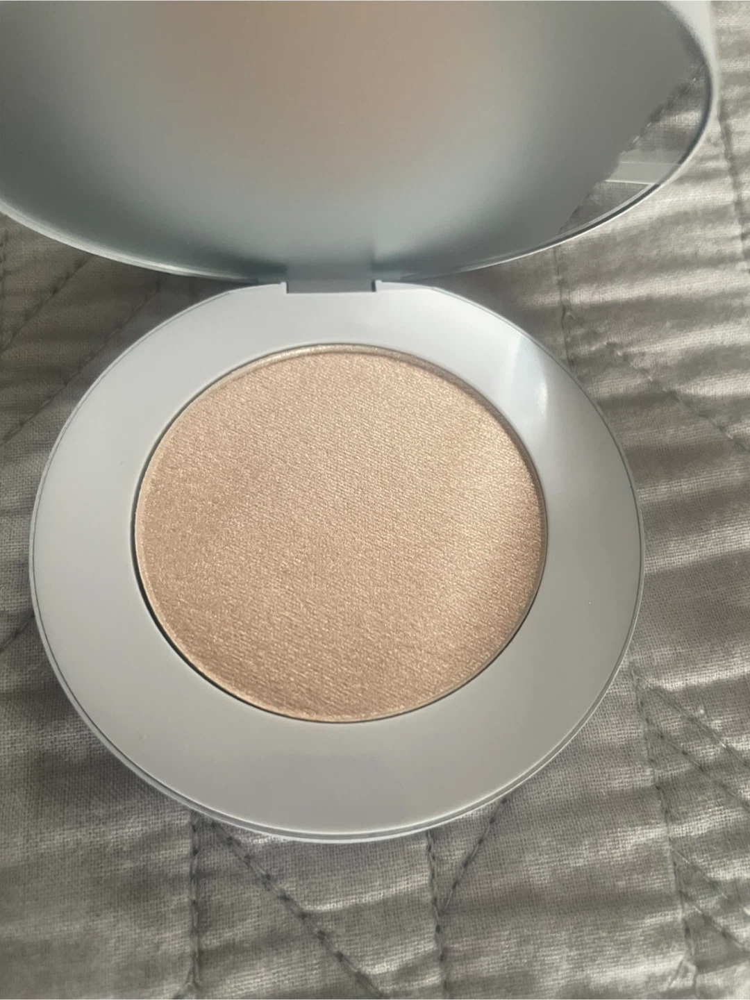 Makeup By Mario Soft Glow Highlighter - Pearl - photo 3