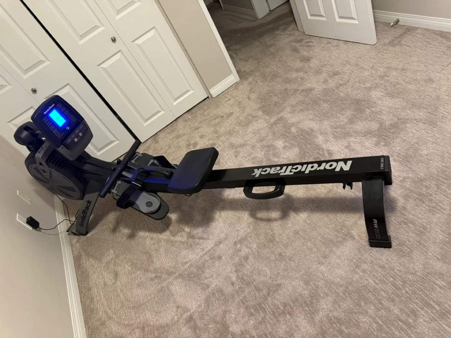 NordicTrack RW200 Rowing Machine