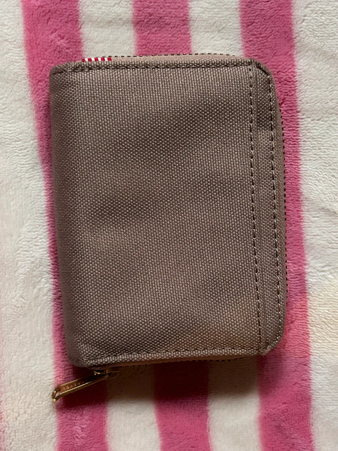 Herschel Tyler Wallet image indicator(3)