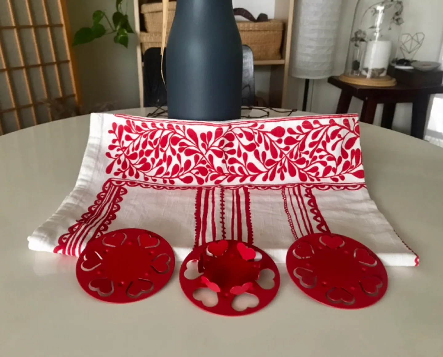 3 x Red Hearts Tealight Holders + 3 FREE Tealights✨NEW image indicator(2)