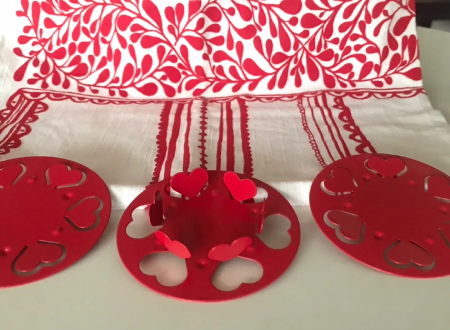 3 x Red Hearts Tealight Holders + 3 FREE Tealights✨NEW image indicator(5)