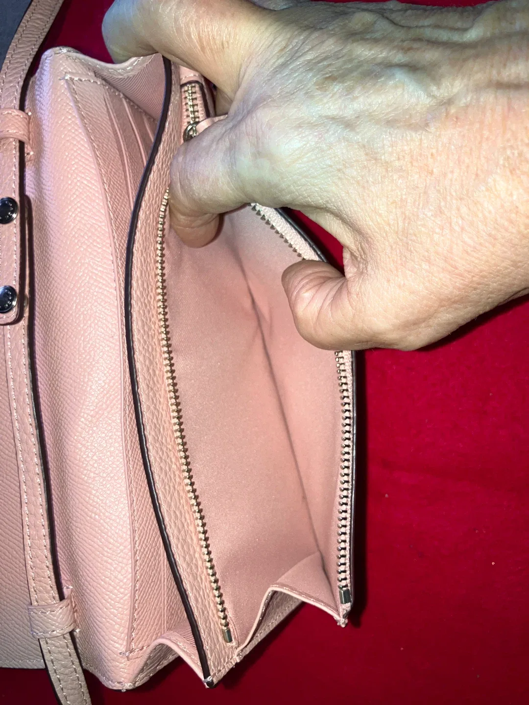 Coach Pink Leather Wallet image indicator(4)