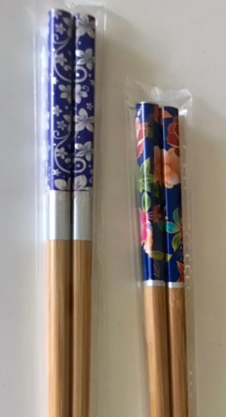 Thailand Coconut Shell Bowls & 2 pairs Chopsticks image indicator(3)