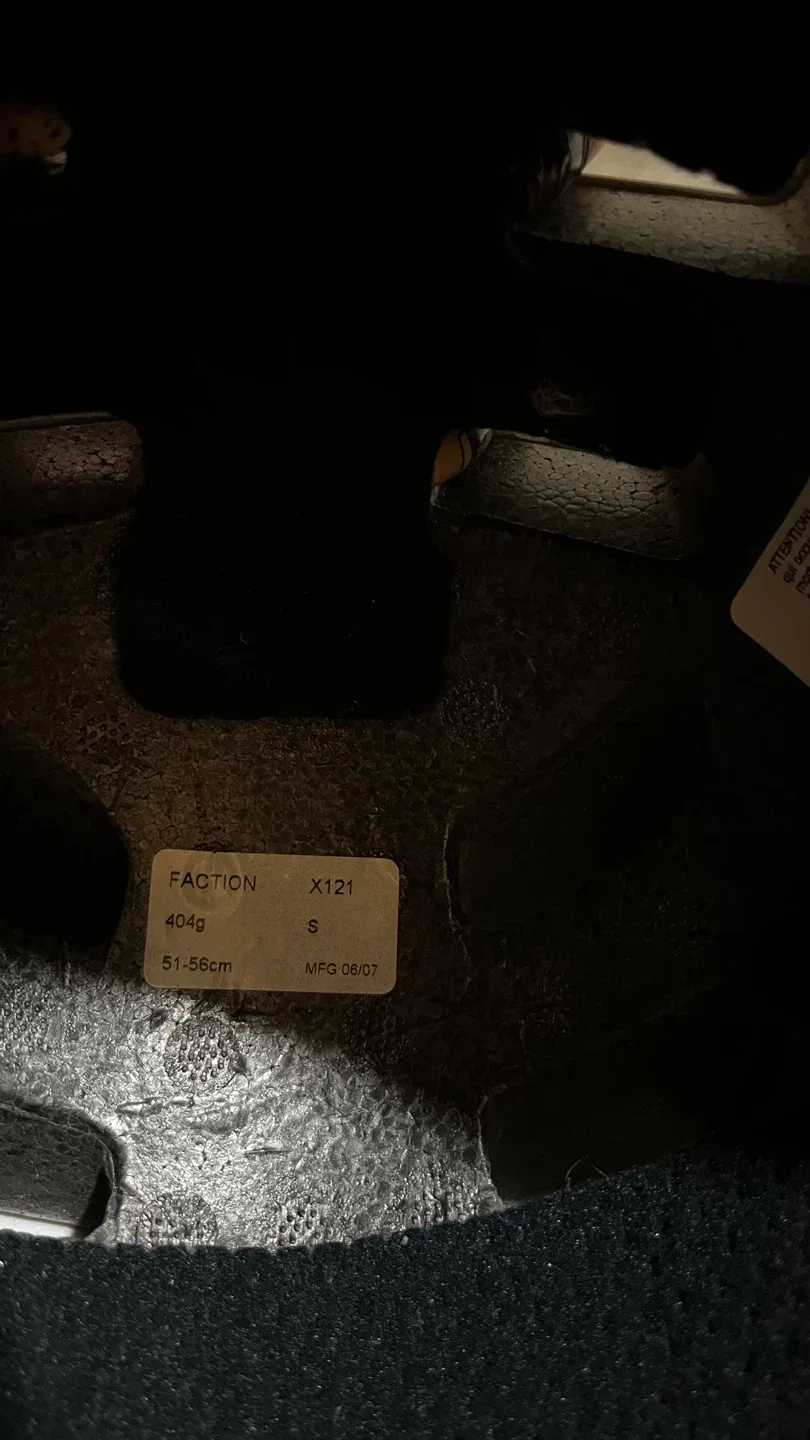 Faction Helmet - Size Small image indicator(3)