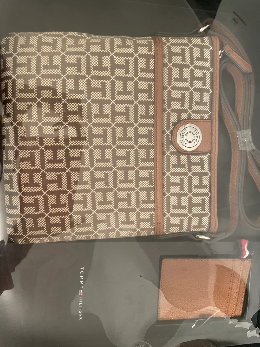 BNIB Tommy Hilfiger Purse and Cardholder