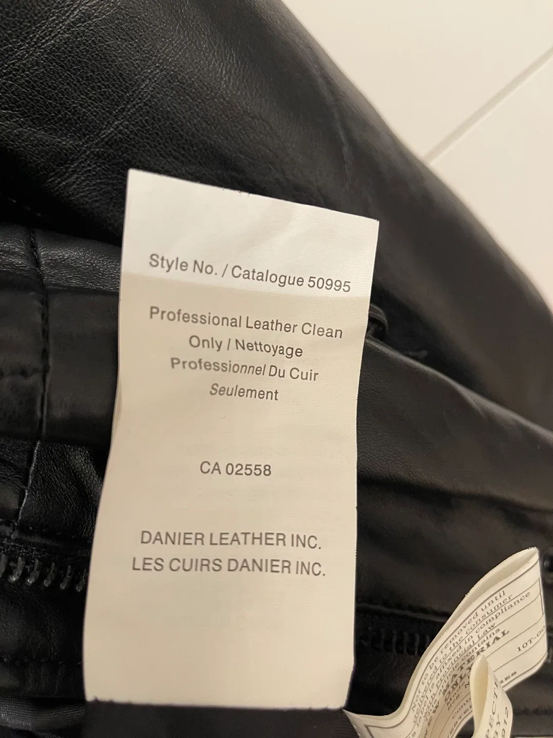 Danier XS Leather Jacket with Fur Hood image indicator(6)